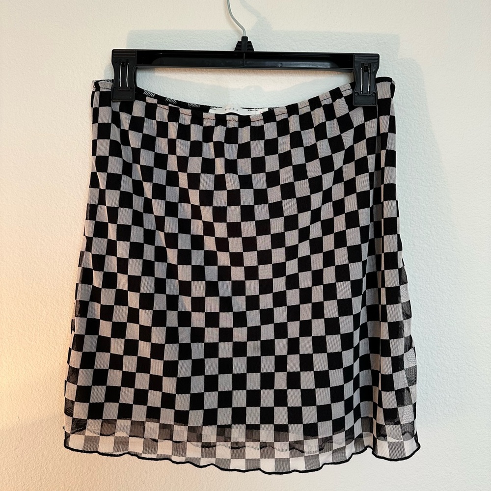 Comfy checkerboard mini skirt